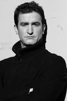 Xavi Sáez headshot
