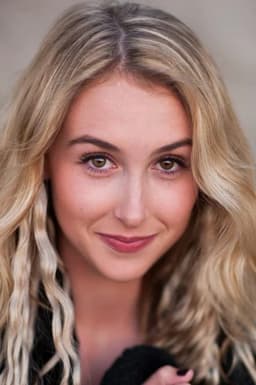Jordan Hopf headshot