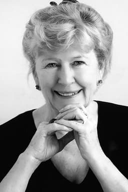 Nuala Fitzgerald headshot