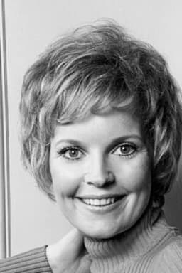 Maureen Arthur headshot
