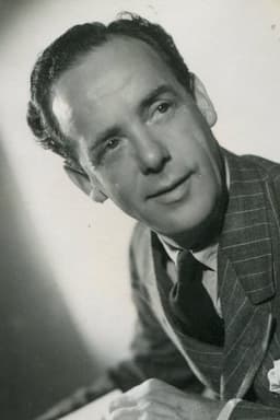 Mervyn Johns headshot