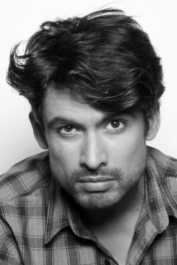 Eduardo Paxeco headshot