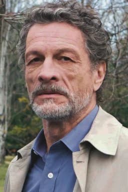 Daniel Fanego headshot