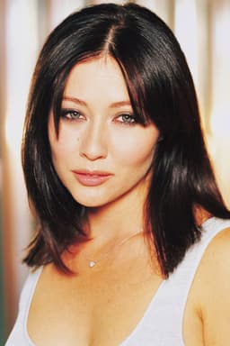 Shannen Doherty headshot