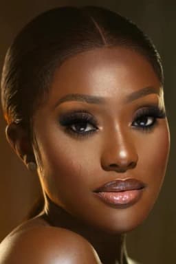 Linda Osifo headshot