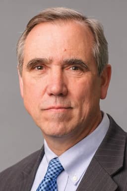 Jeff Merkley headshot