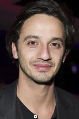 Diego Ruiz headshot