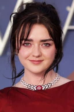 Maisie Williams headshot