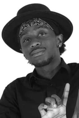 Micah Williams headshot